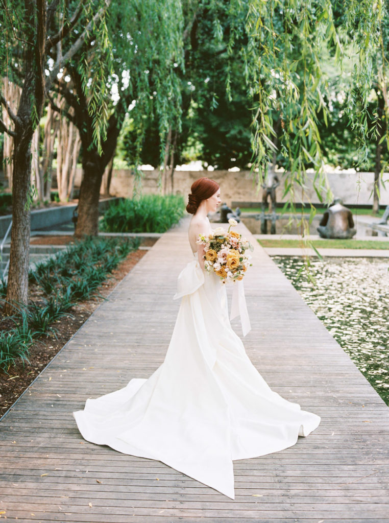 Bride at Nasher wearing Sareh Nouri