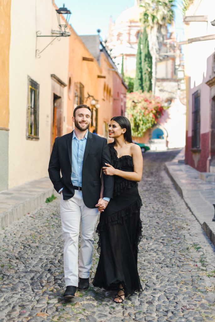 San Miguel de Allende engagement photo